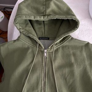 brandy melville hoodie size s/m